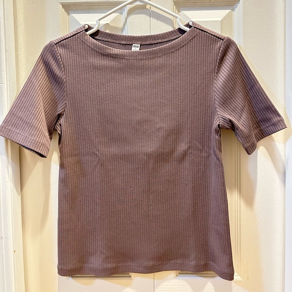 UNIQLO Boatneck ribbed shirt - Small (Asian size) - Mauve - Picture 1 of 4